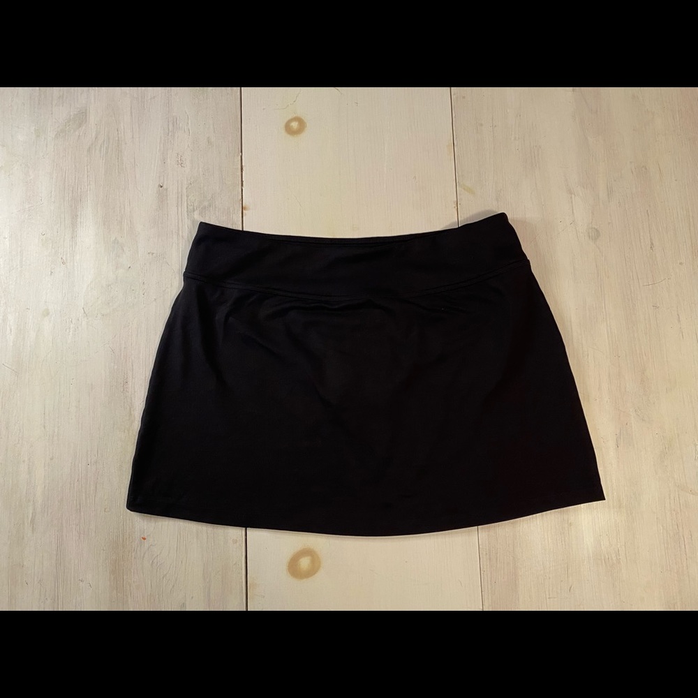 GAIAM Skort Size Large